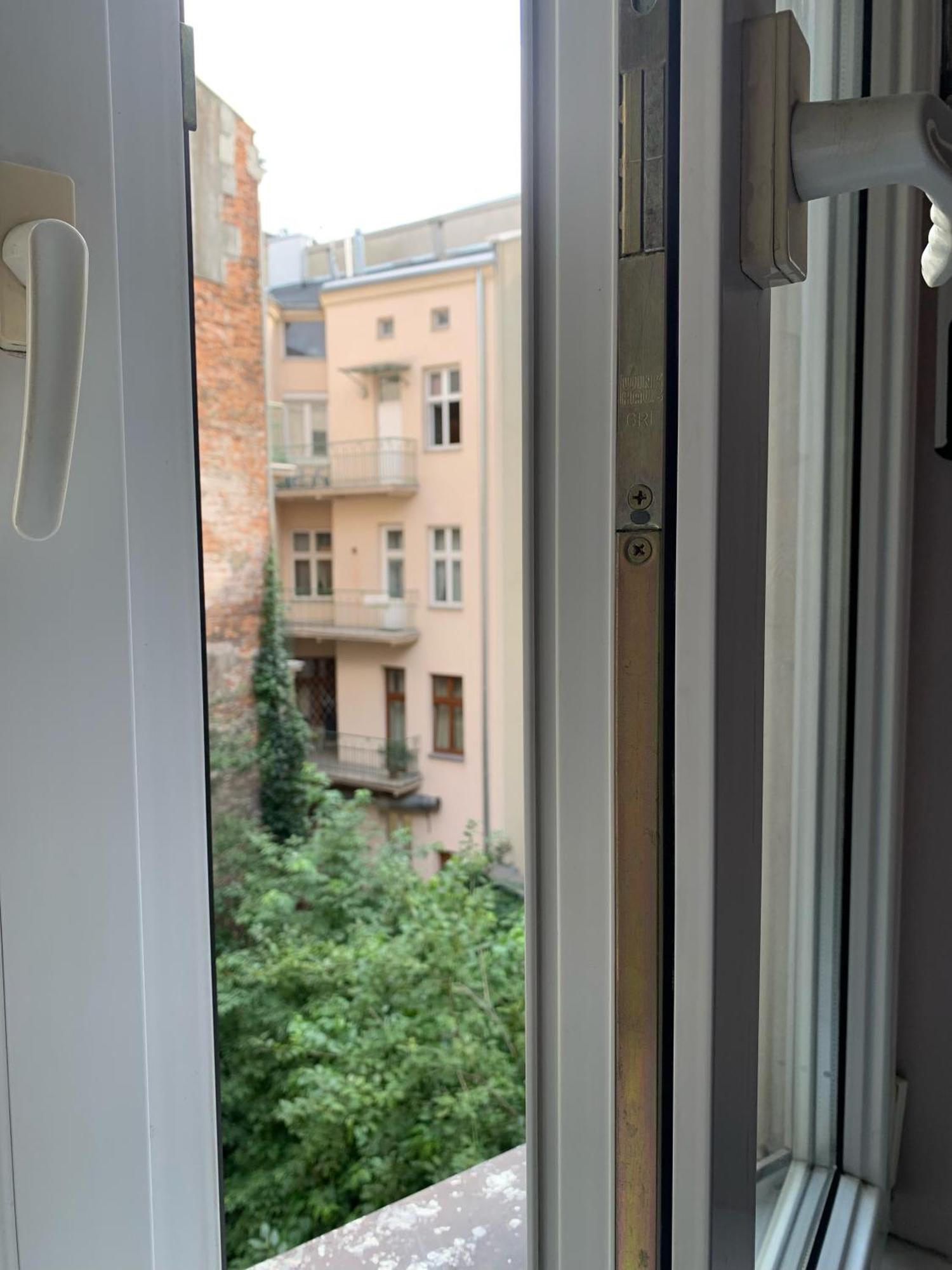 Apartament Gold Jasmine Apartment Krasków Exterior foto