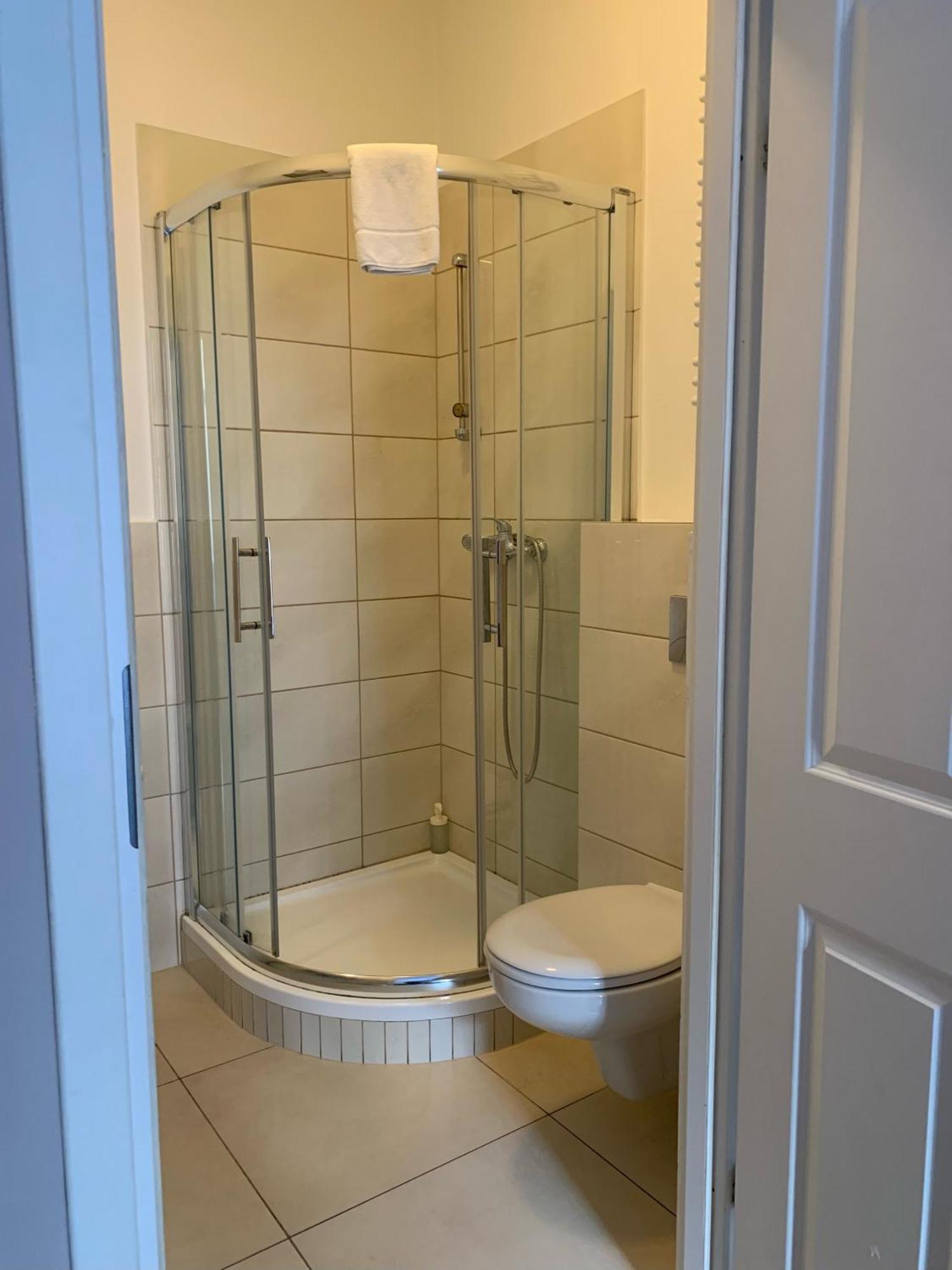 Apartament Gold Jasmine Apartment Krasków Exterior foto